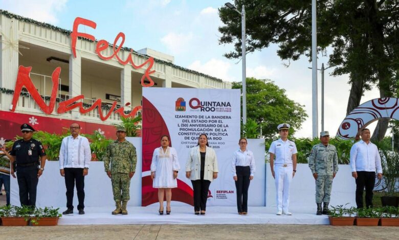 Izamiento de la Bandera del Estado conmemora los 50 años de la Constitución de Quintana Roo